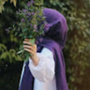 Meet your Posher, Fatima